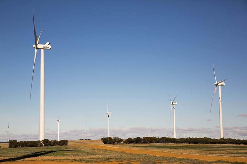 Wind turbines in a sparse field